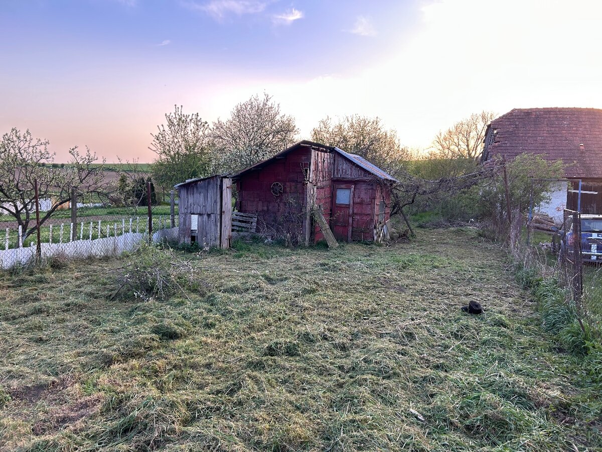 Predám rod dom vhodný na chalupu. - 5