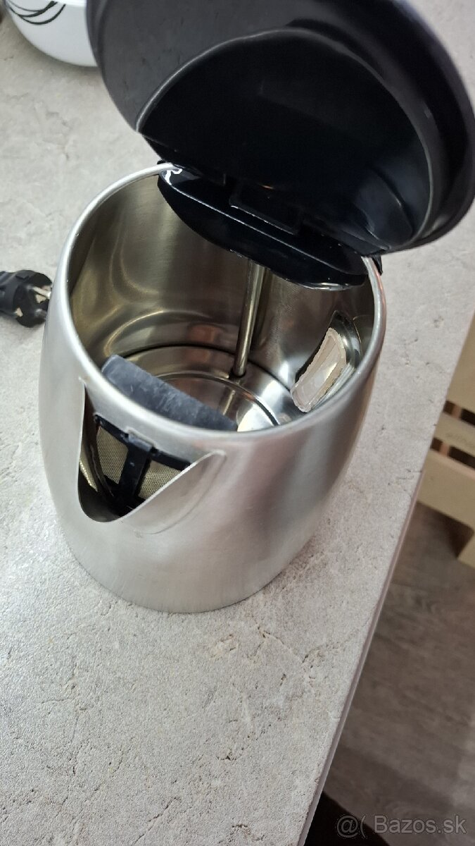 Rýchlovarná kanvica Sencor - 5