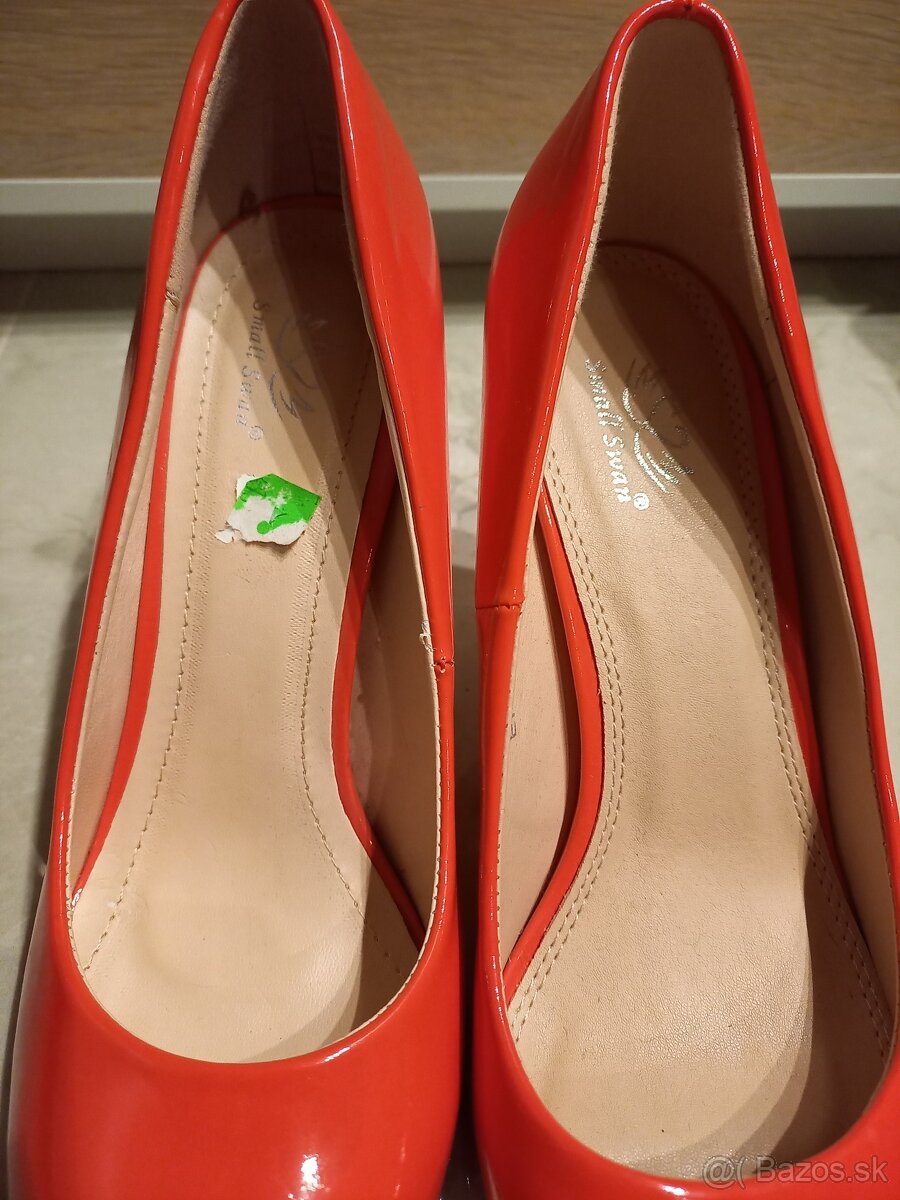 Lakované červené lodičky 40 - 5