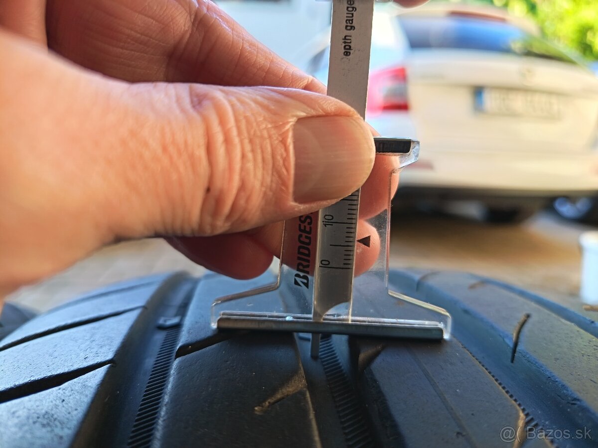 letne pneu gripmax 235/45 R19 - 5