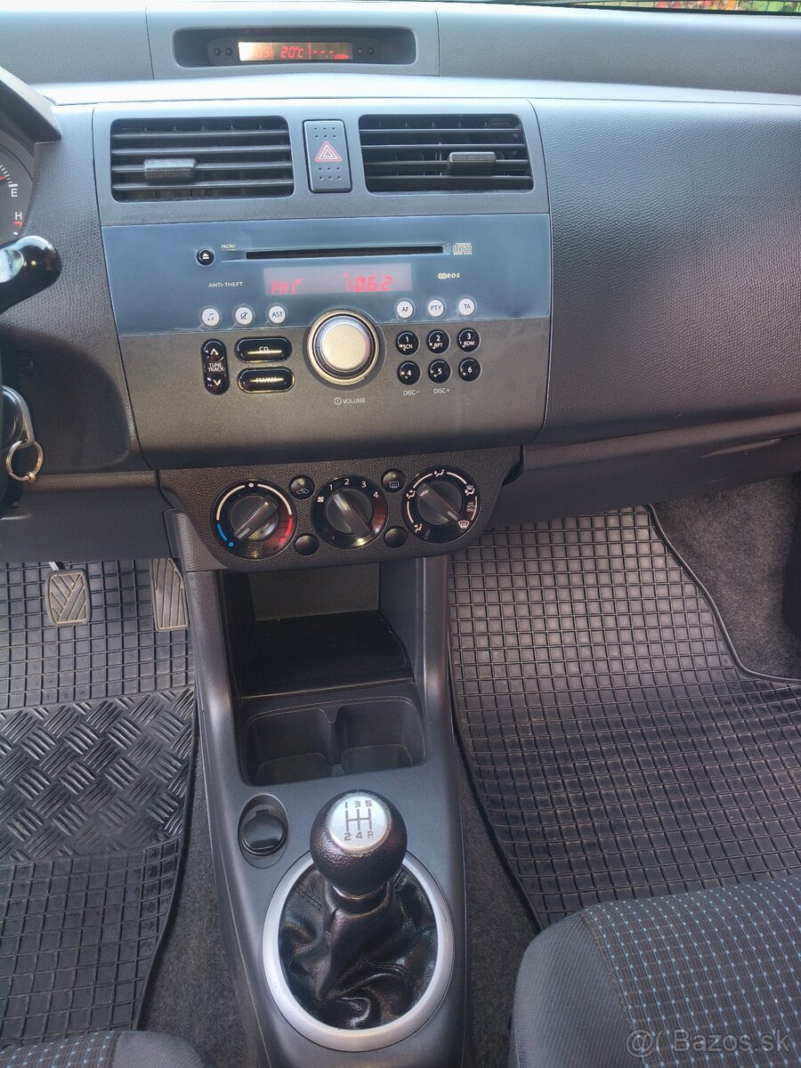 Suzuki Swift - 5