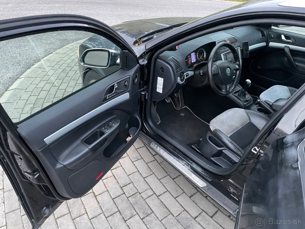 Octavia 2 RS 2007 2.0tdi Pd - 5