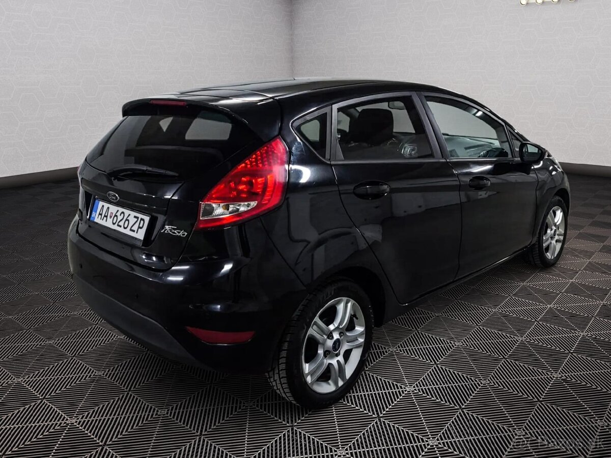 Ford fiesta 1.25 benzín - 5