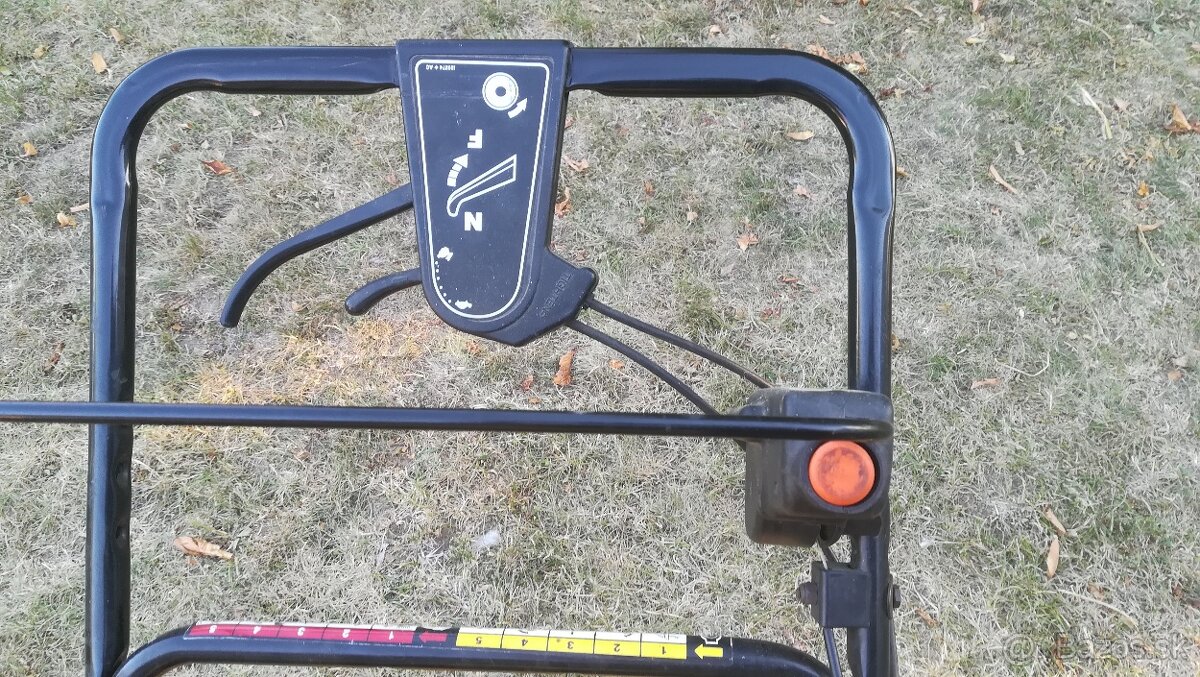 motorová kosačka - 5