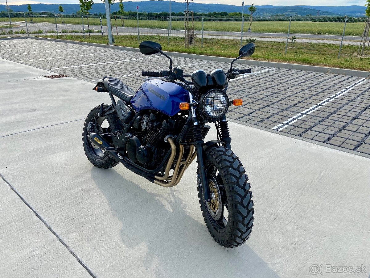 KAWASAKI CAFE RACER - 5