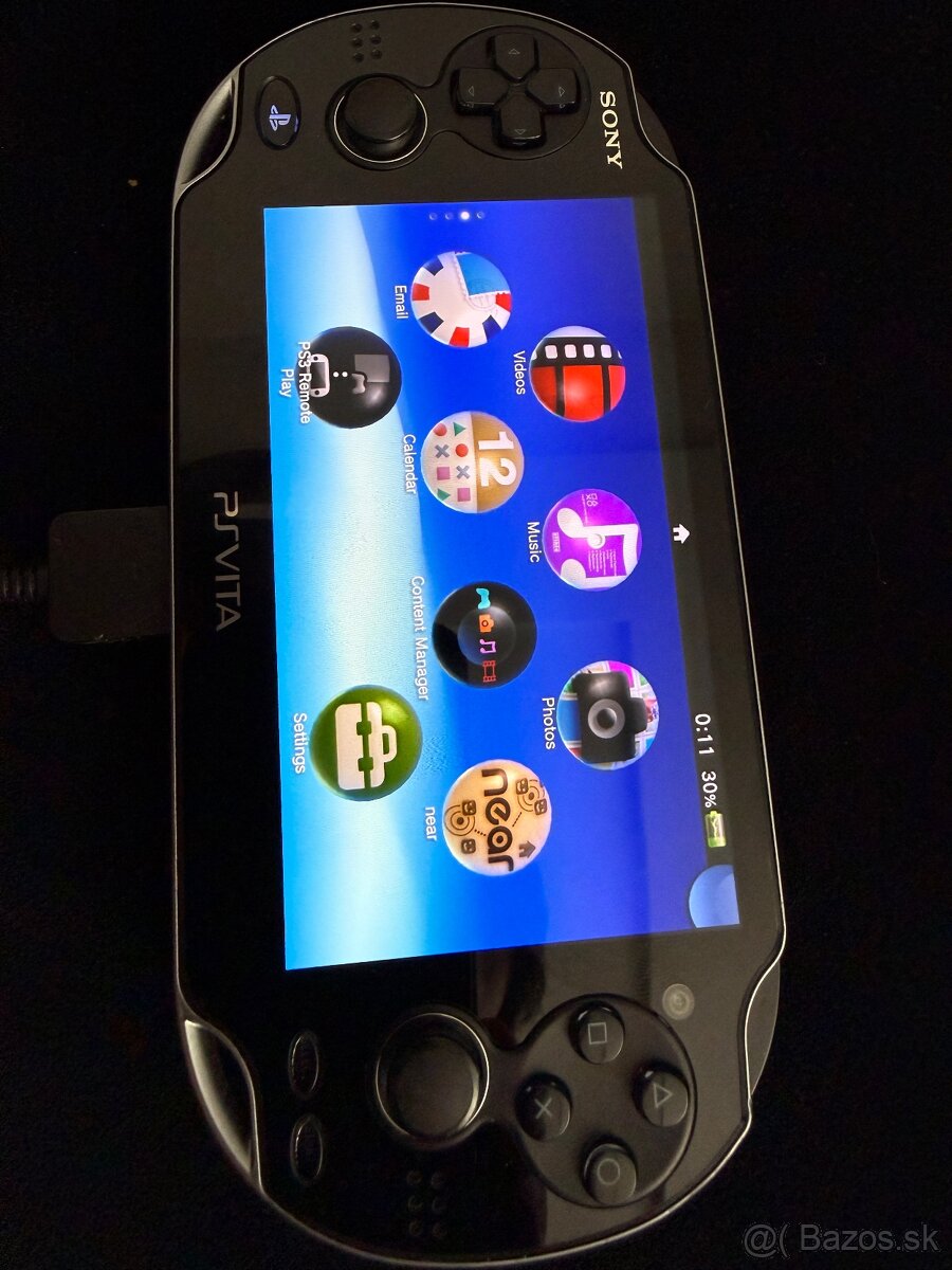 PS Vita Crystal Black OLED - 5