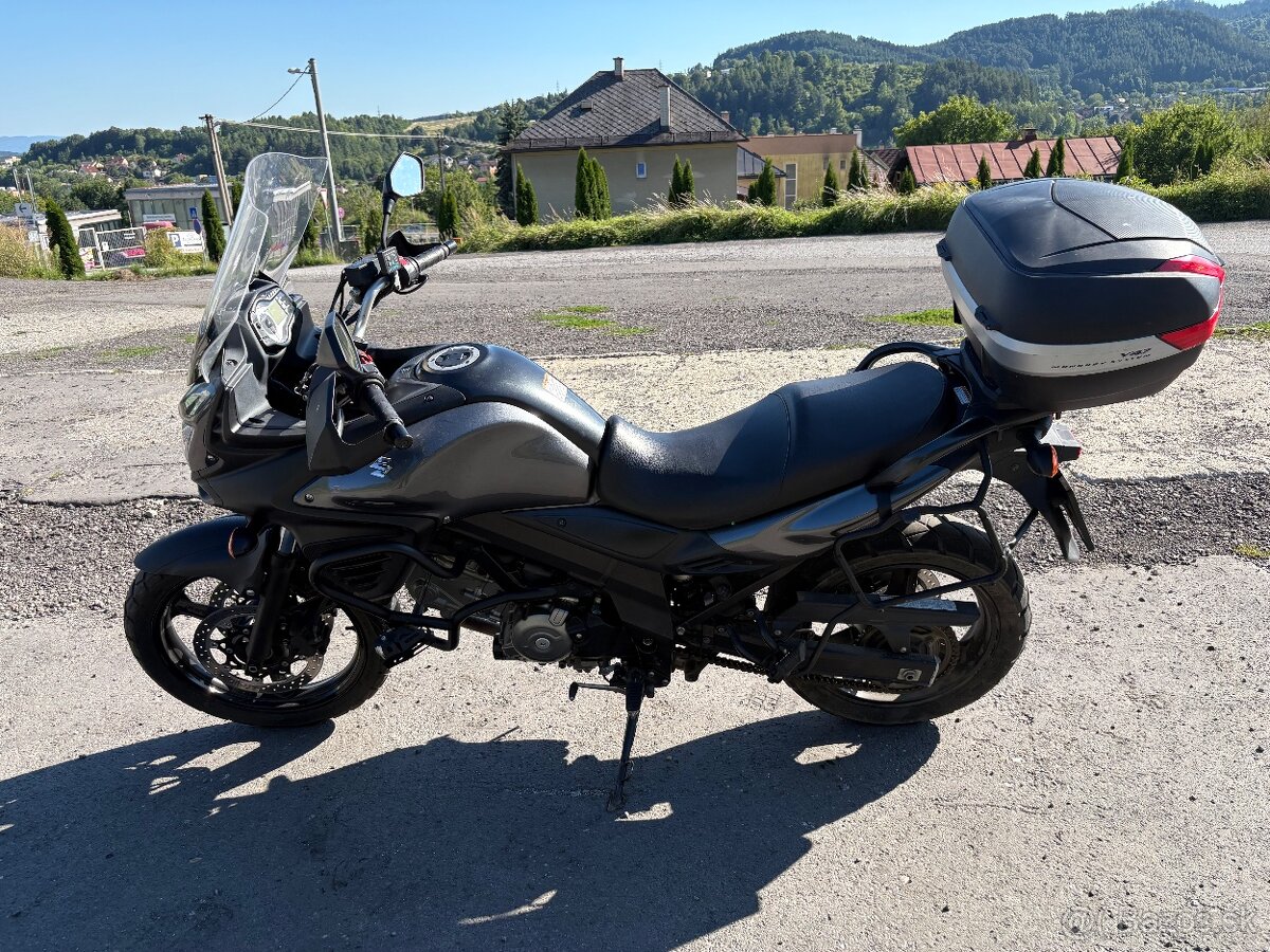 Suzuki V-Strom DL650 - 5