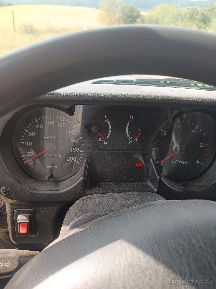 Hyundai Galloper - 5