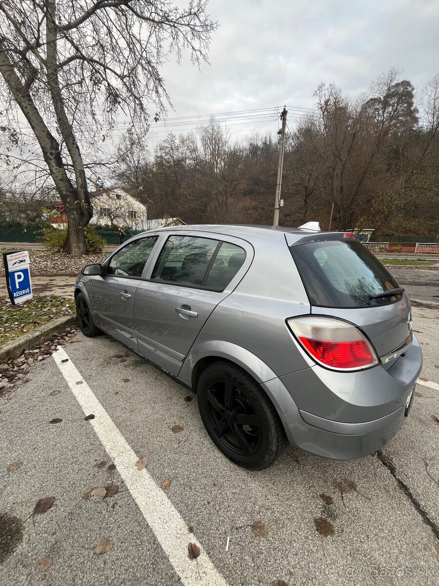 Opel astra h 1.9 cdti - 5