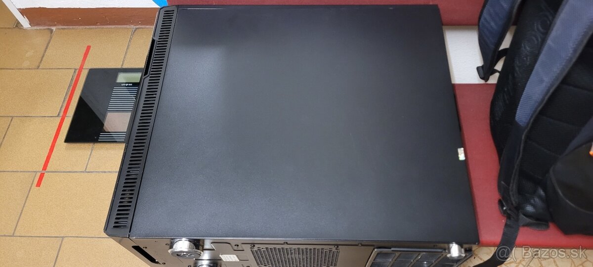 Predám skrinka FRACTAL Define R3 / TOP stav - 5