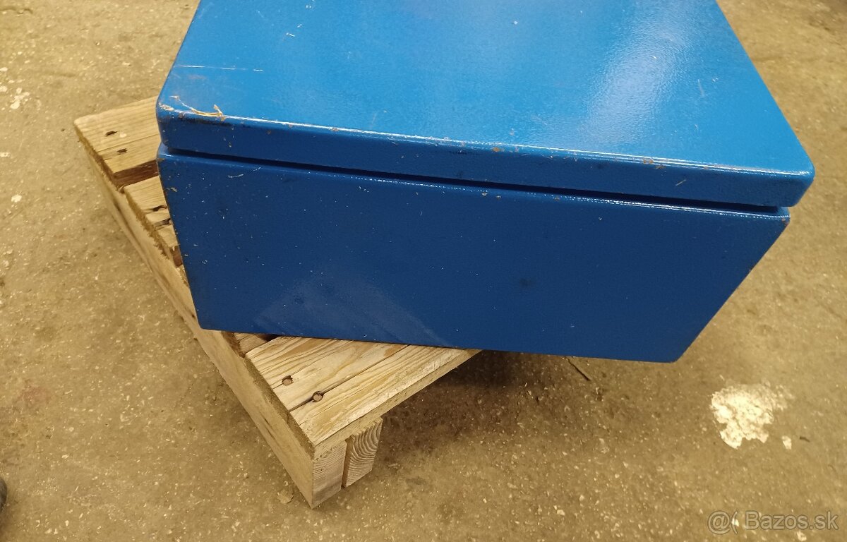 Plechová rozvodna skrina - 5