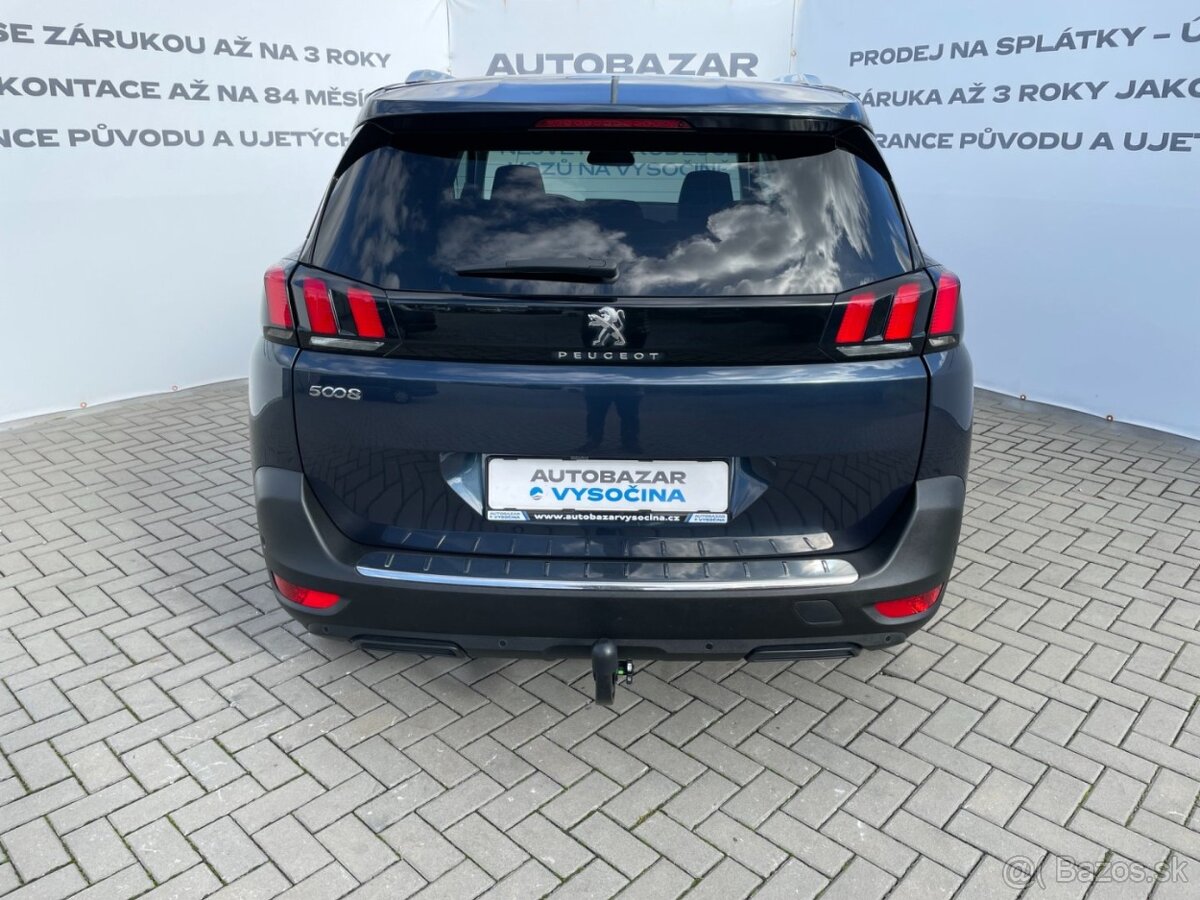 Peugeot 5008 II 1.2PT 96kW ALLURE Kůže Tažné. Navi - 5