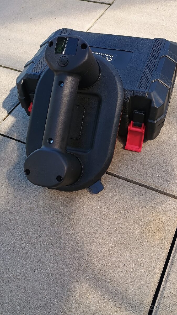 Aku vakuova prisavka pre obkladacov - 5