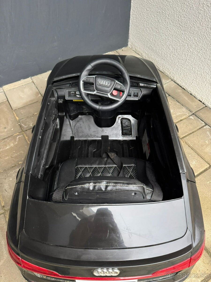 Predám detské elektrické autíčko Audi e-tron 12V – diaľkové - 5