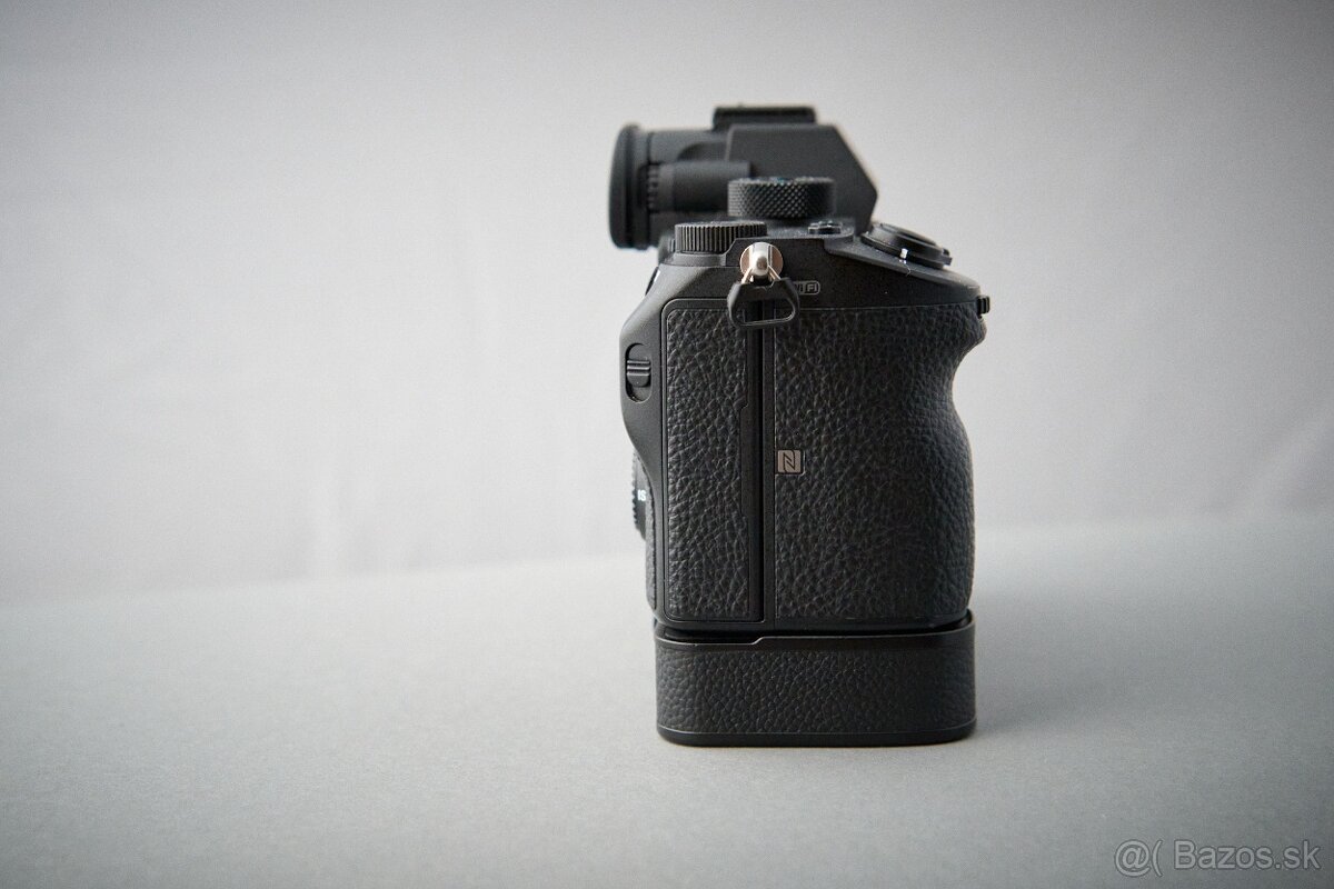 Sony A7R3 + L-bracket, SONY baterka, SD karta – TOP - 5