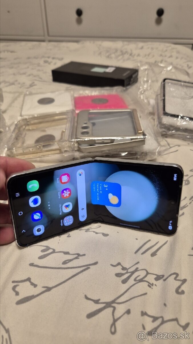 Samsung galaxy Z flip 5 512gb, mint ako novy - 5
