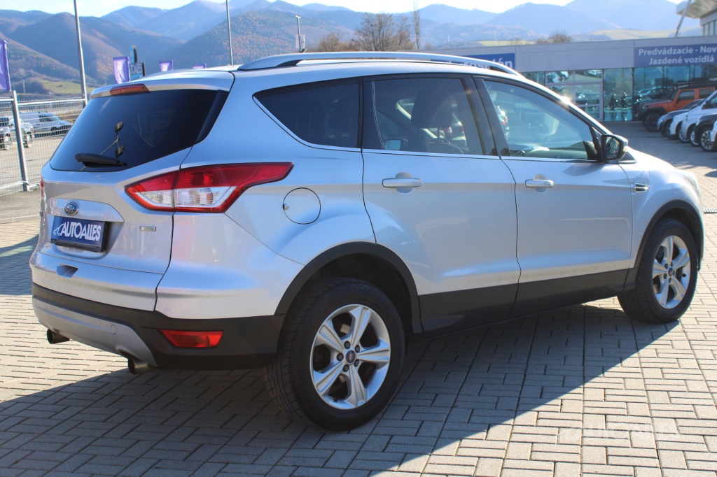 Ford Kuga 1,6 ECOBOOST 110 kW 2WD - 5