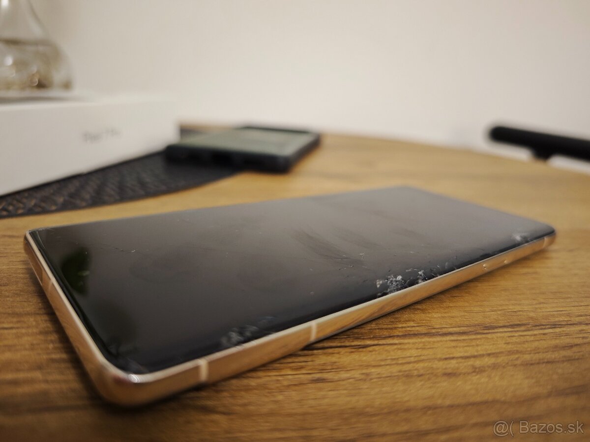 Google Pixel 7 Pro 12GB Hazel - rozbitý displej - 5