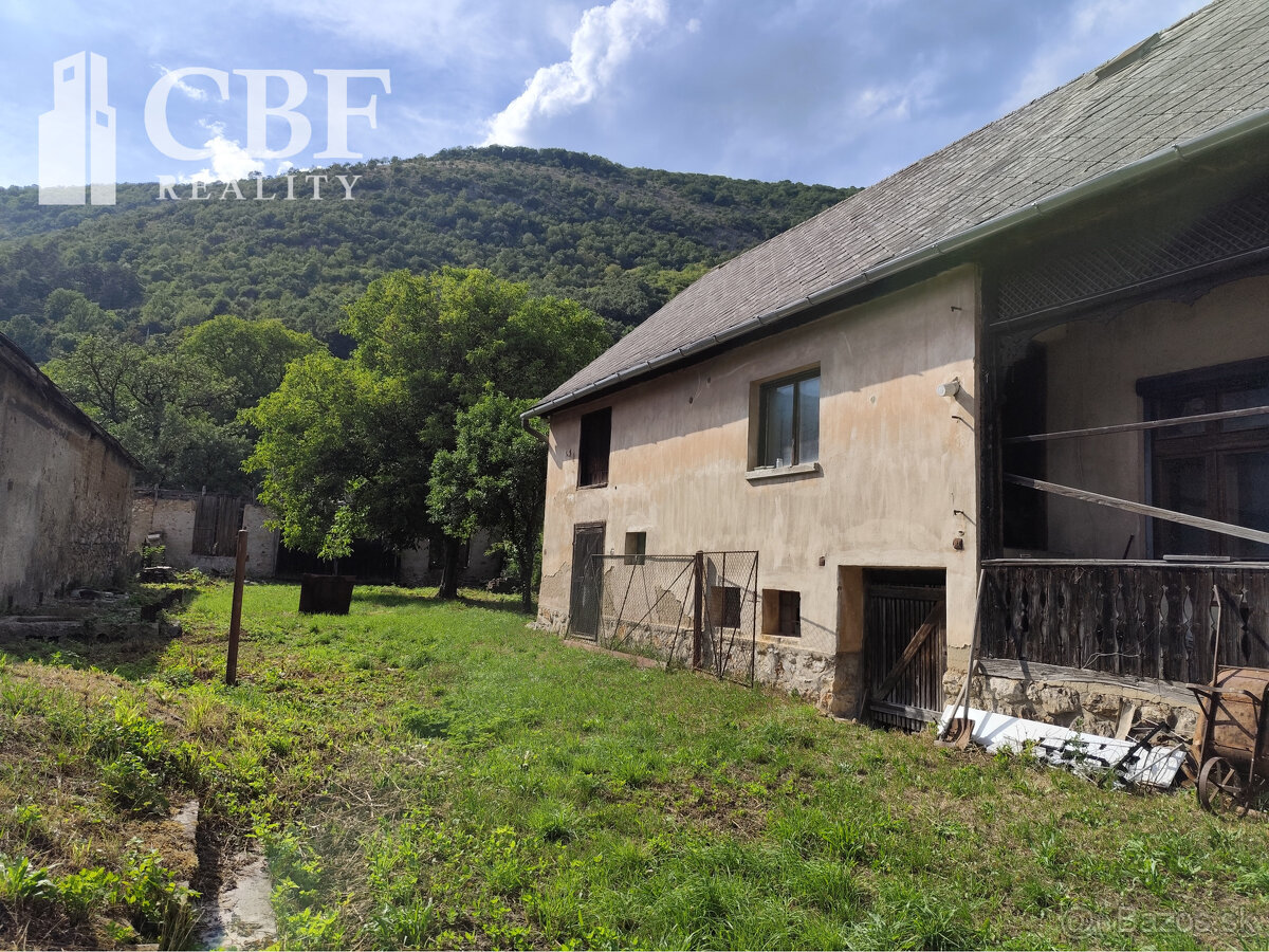 Rodinný dom na predaj v Slavci - 5