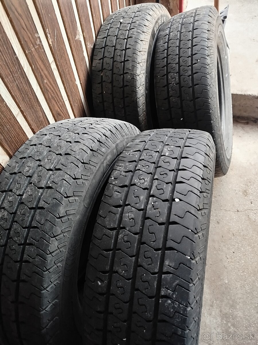 215/75 R16 C letné - 5