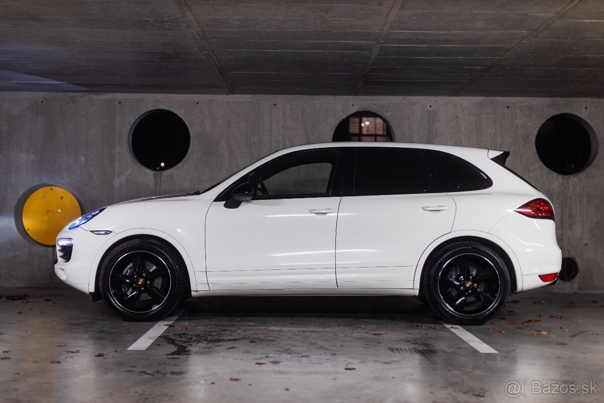 Porsche Cayenne - 5