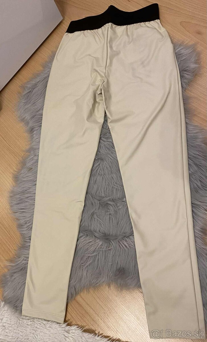 Rôzne dámske legíny - 5