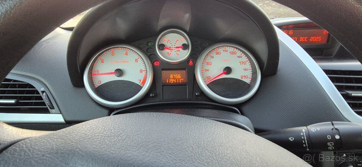 Peugeot 207 - 5