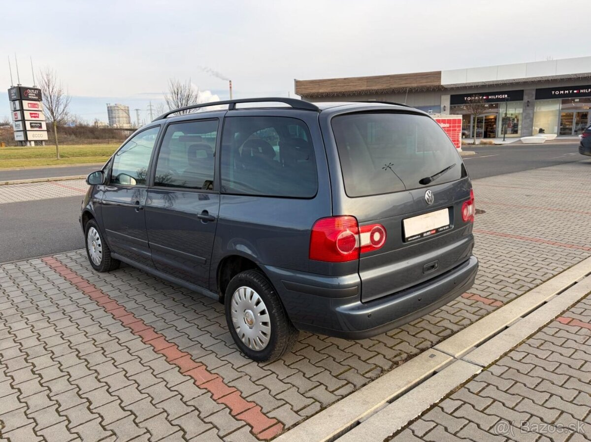 Volkswagen Sharan 1.9 TDi 7 míst - 5