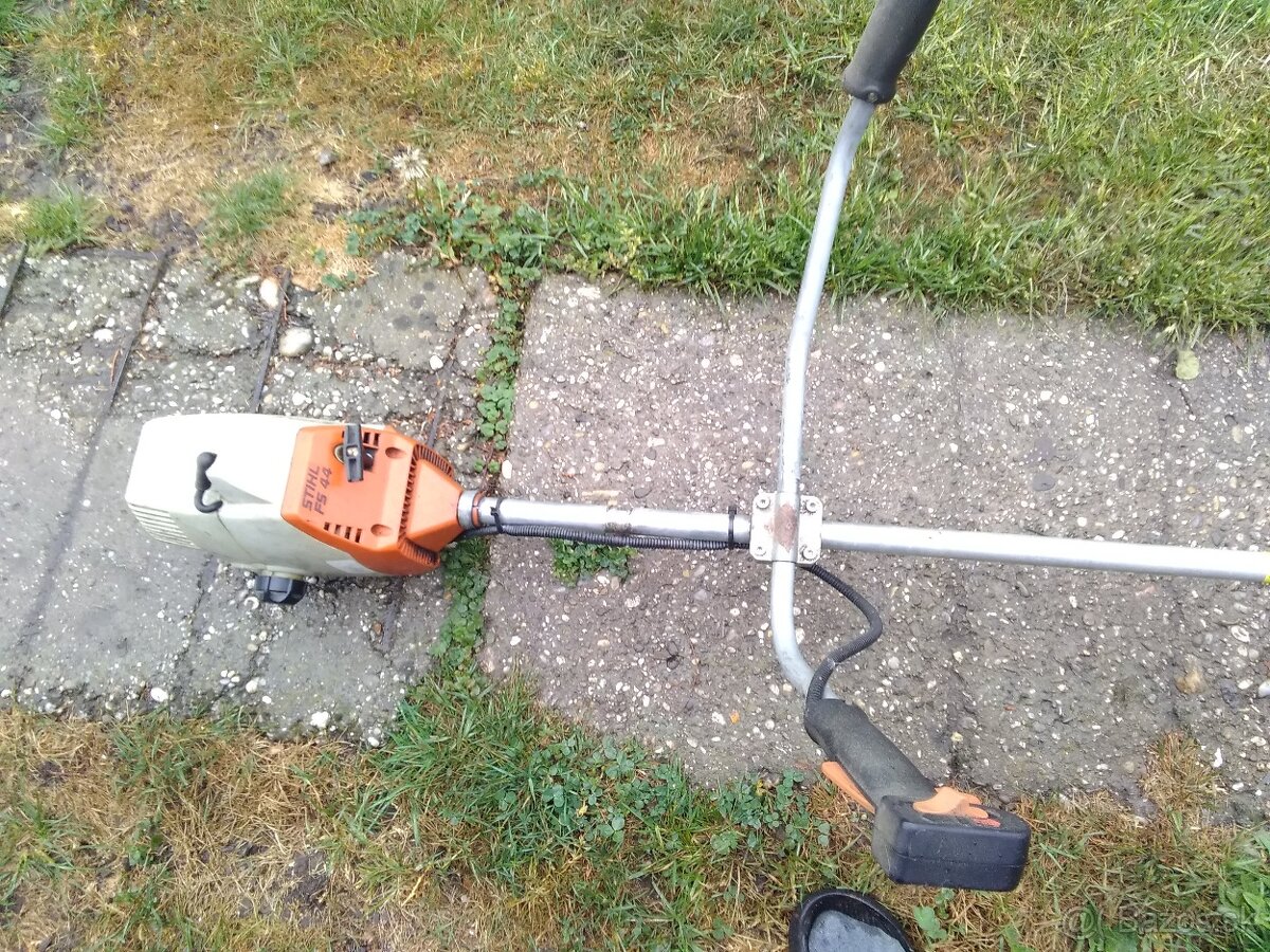 Predám motor krovinorez Stihl fs 44 - 5
