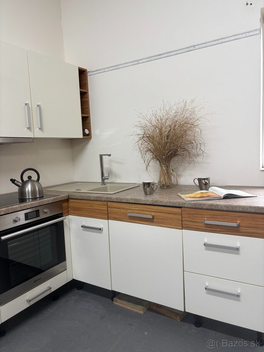 Kuchyňa MELODI v dvoch farbách - 5