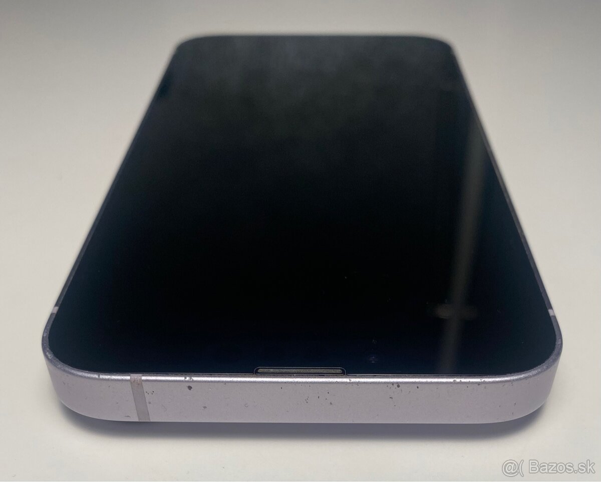 iPhone 14, batéria 80% - 5