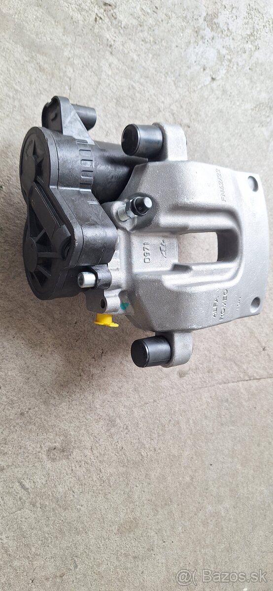 Brzdový strmeň Alfa romeo Giulia/Stelvio - 5