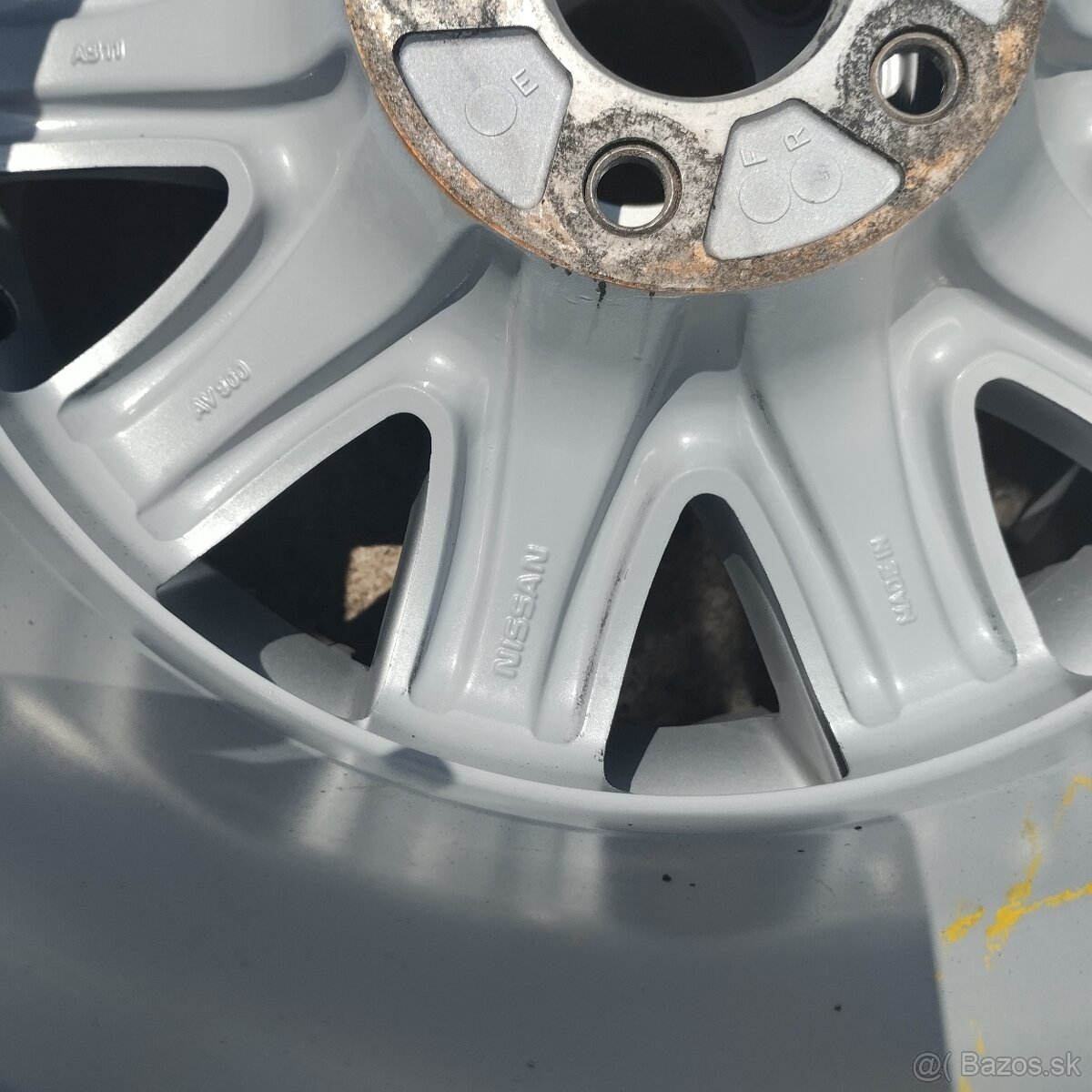 17"-Nissan Disky na predaj - 5