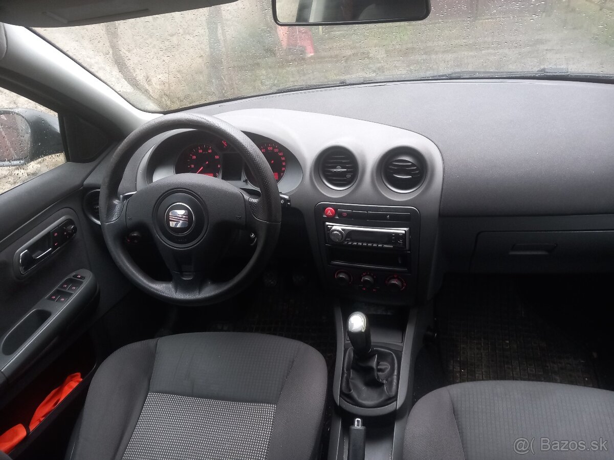 Seat Ibiza 1,4 63kw - 5