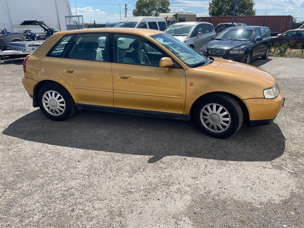AUDI A3 1.8 - 5