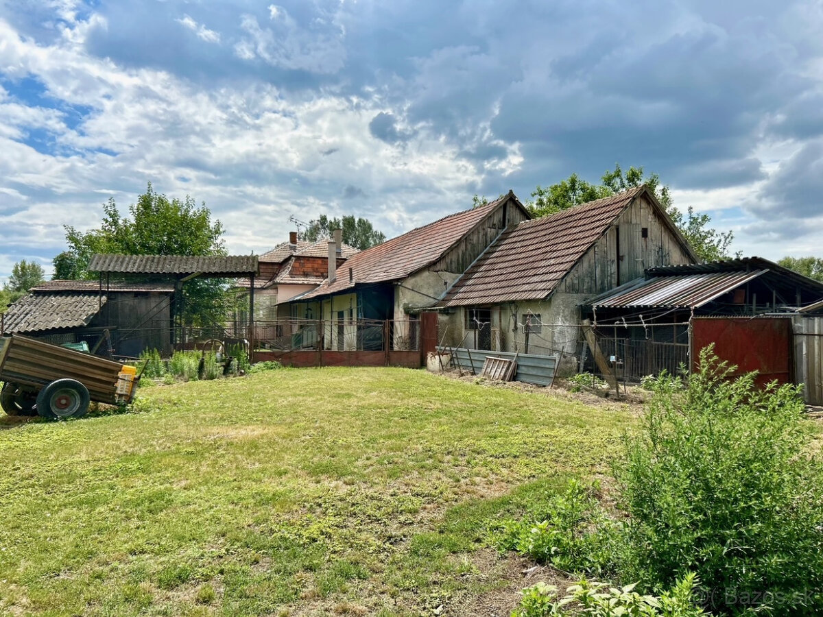 Na predaj OBÝVATEĽNÝ 4izb.dom_hospodárstvo_pozemok 3102 m2 - 5