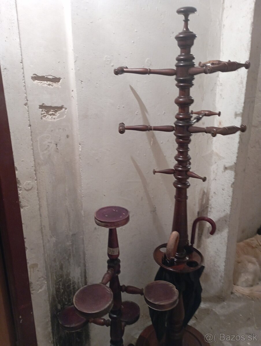 Starožitný vešiak drevo - 5