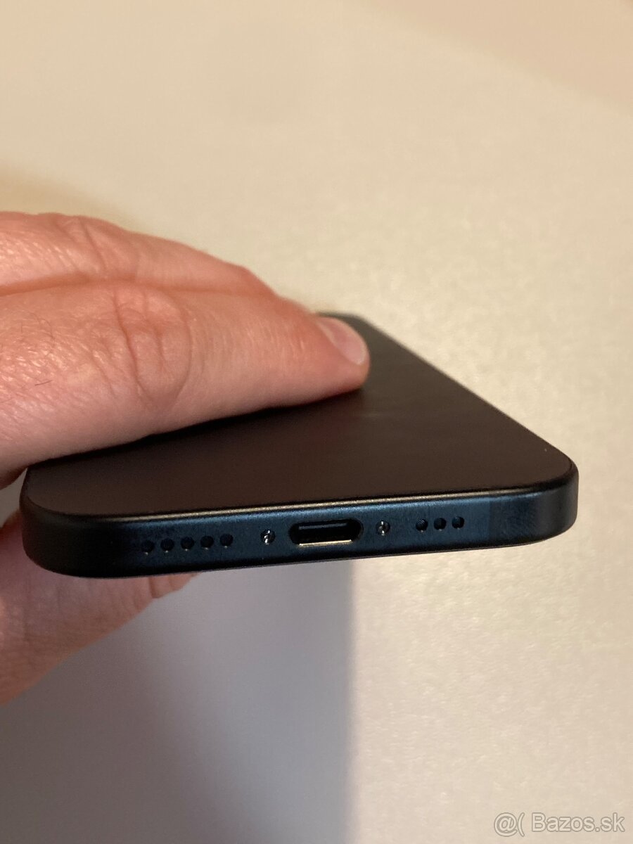 Apple iPhone 15 128 GB - 5