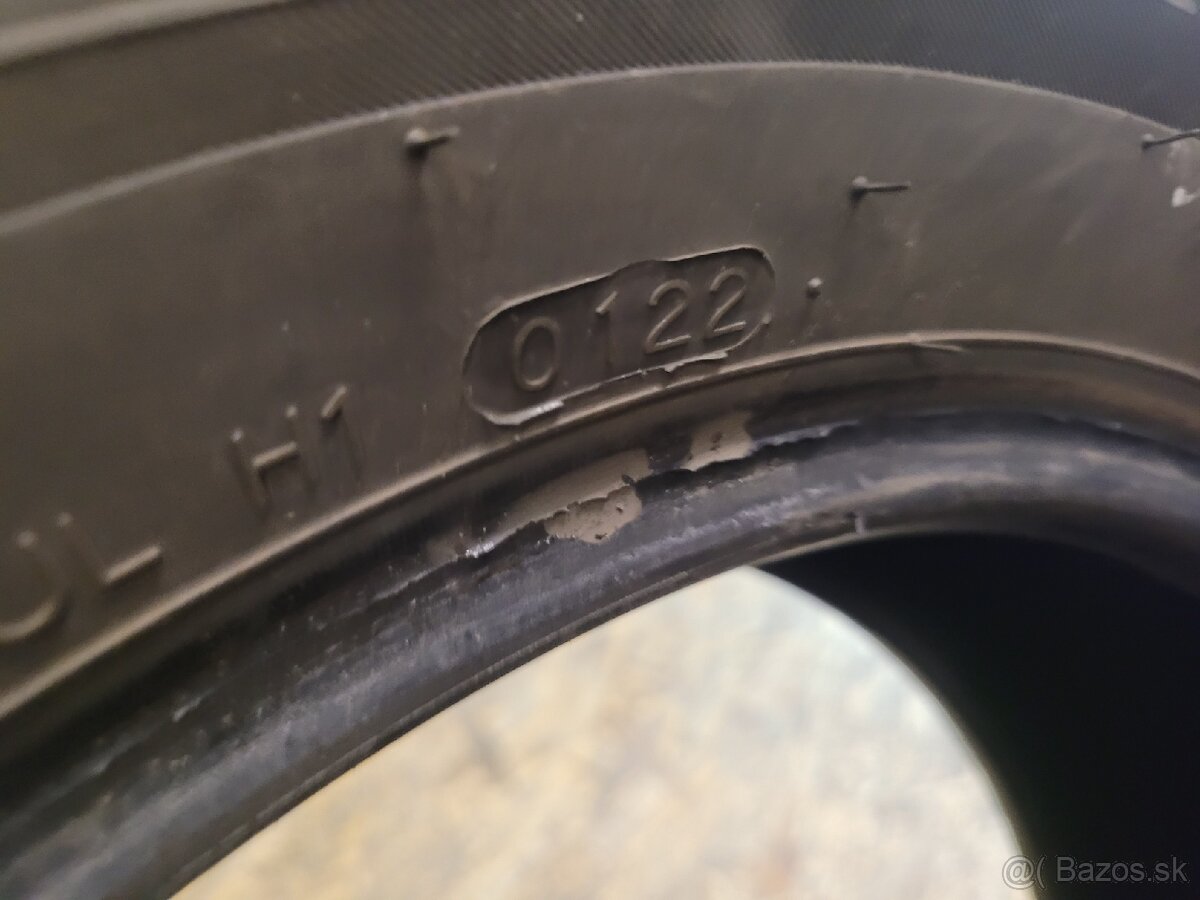 Hankook kinergy 4 0122 - 5