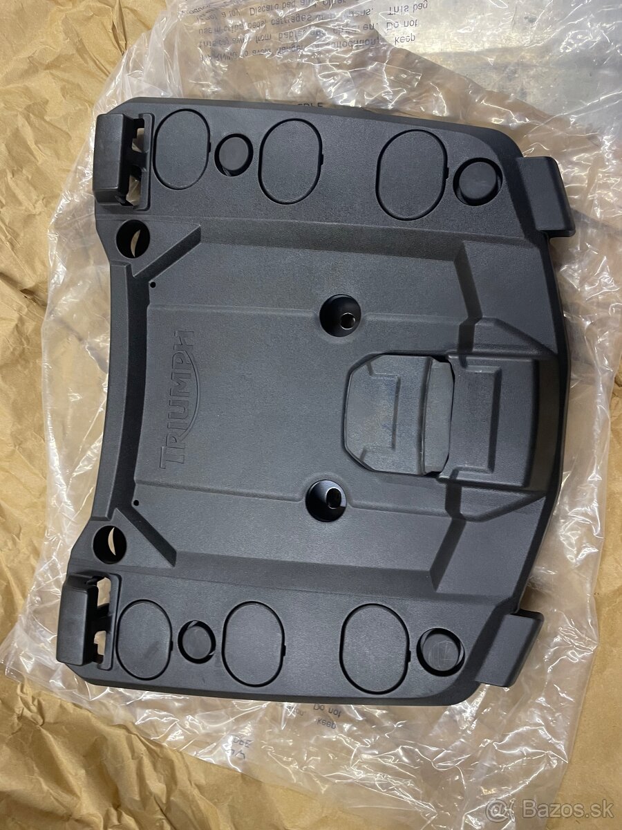 Triumph Top Box - 5