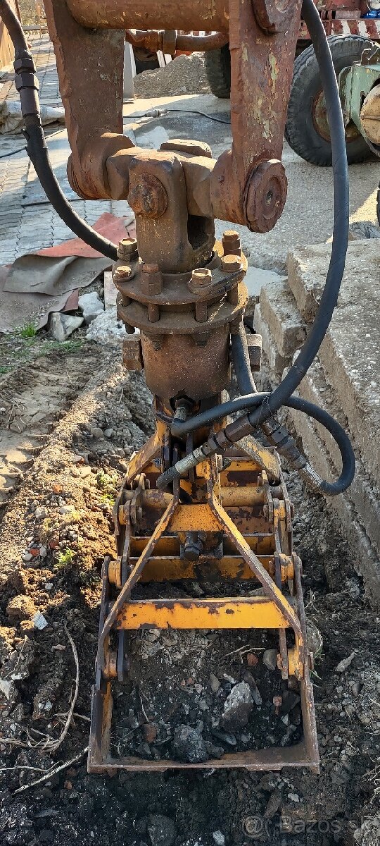 Stavebný nakladaci poľnohospodársky stroj - nakladač - 5