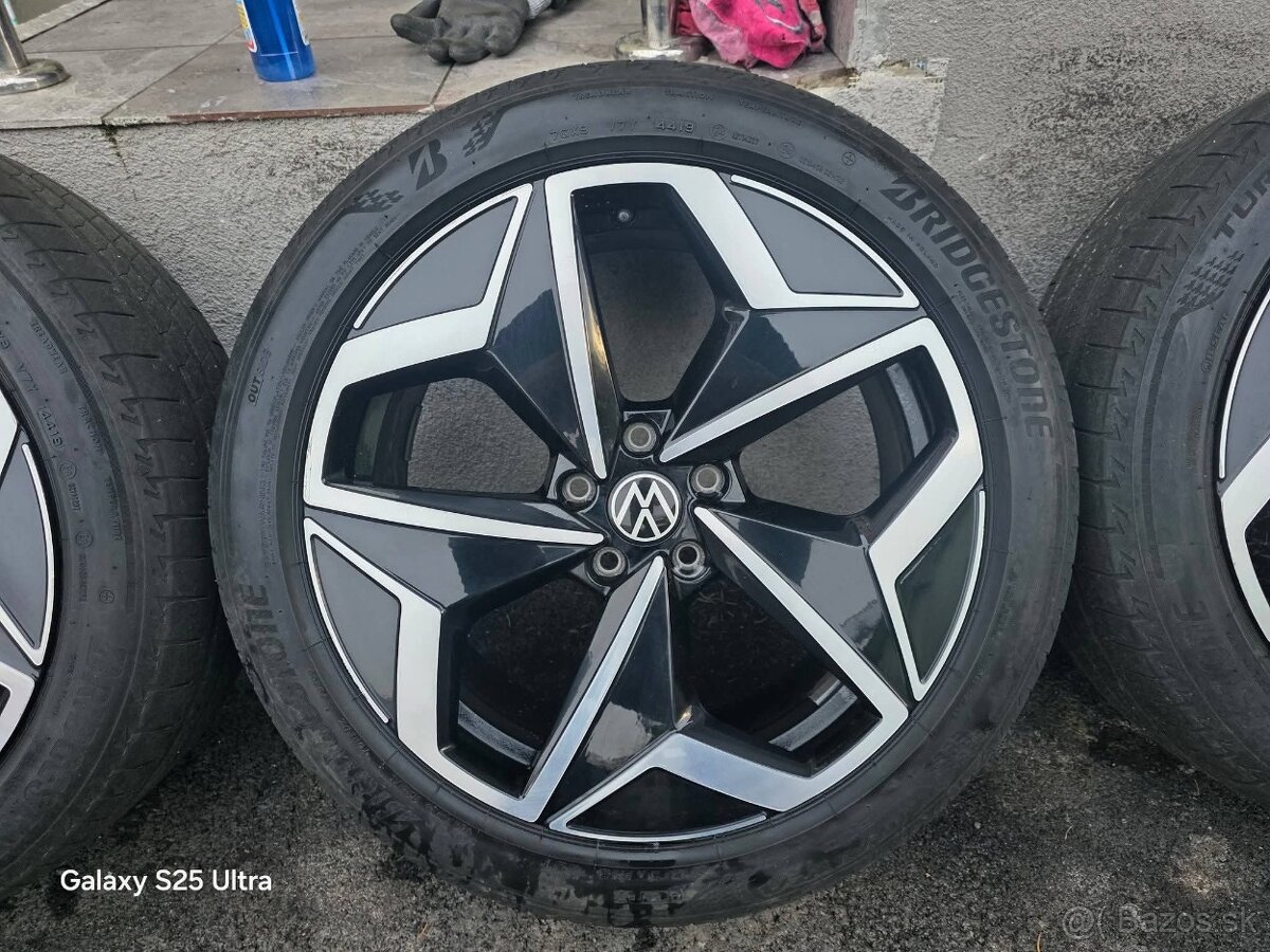 Letne kolesa VW id3 5x112 r19 - 5