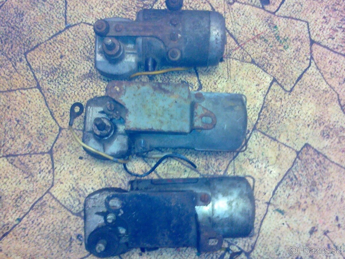 Škoda štítky ,zrcátka aj . přisl text . - 5