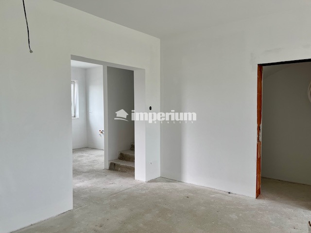 Rovinka -predaj 4 izbový byt so záhradkou. - 5