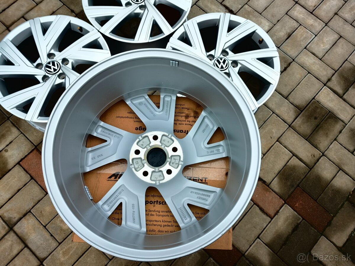 Volkswagen golf 7,8, Tiguan,GTI, Passat,Škoda,Seat 5x112 r18 - 5