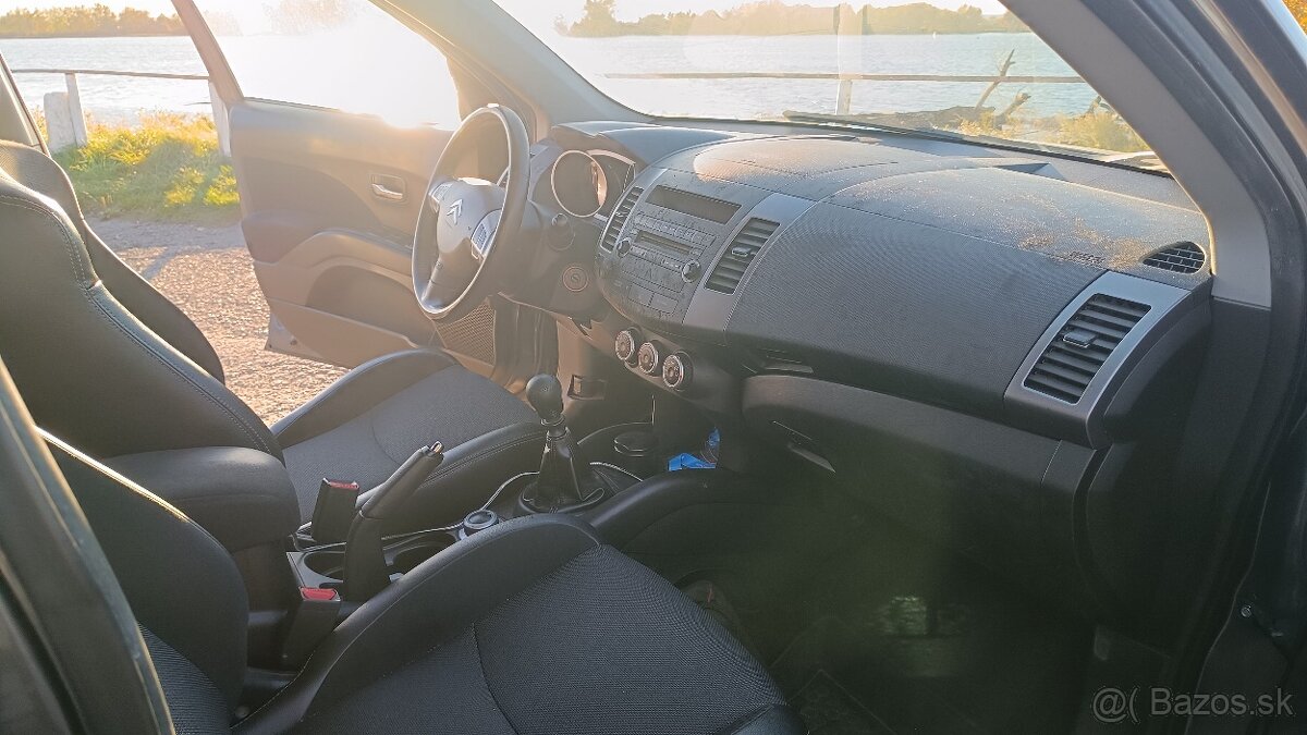 Citroen C-Crosser 2,2Hdi, 7miest, 4x4 - 5