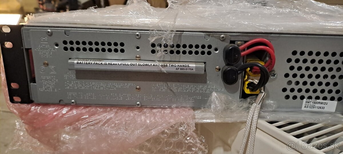 UPS SMART Zalozny zdroj APC - 5