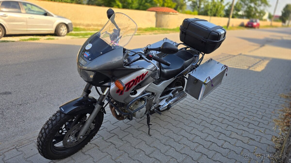 Yamaha TDM850 - 5