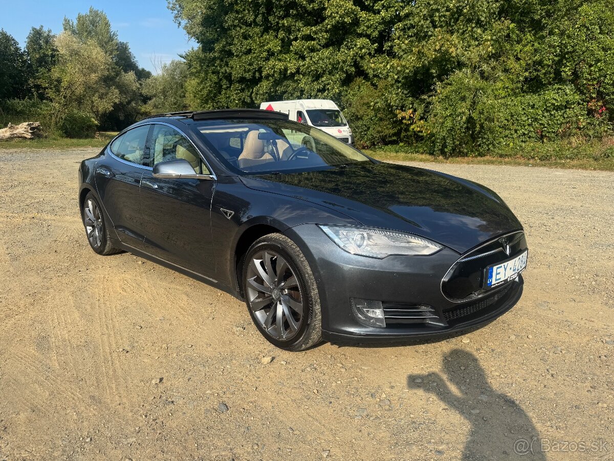 Tesla Model S 85 - Nabíjení ZDARMA AUTOPILOT - 5