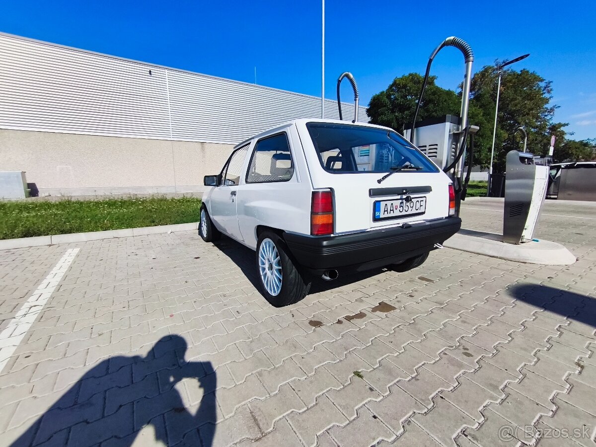 Opel Corsa A C20XE - 5